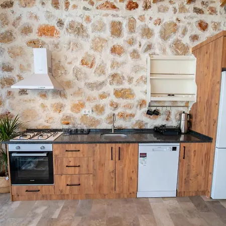 Hardal Caykoey Kalkan